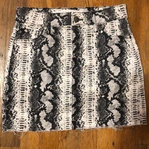 Women’s Snake Print Skirt